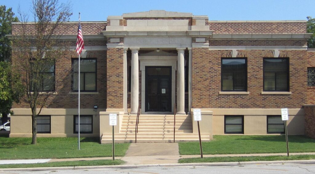 The historic Carnegie Library in Aurora, MO